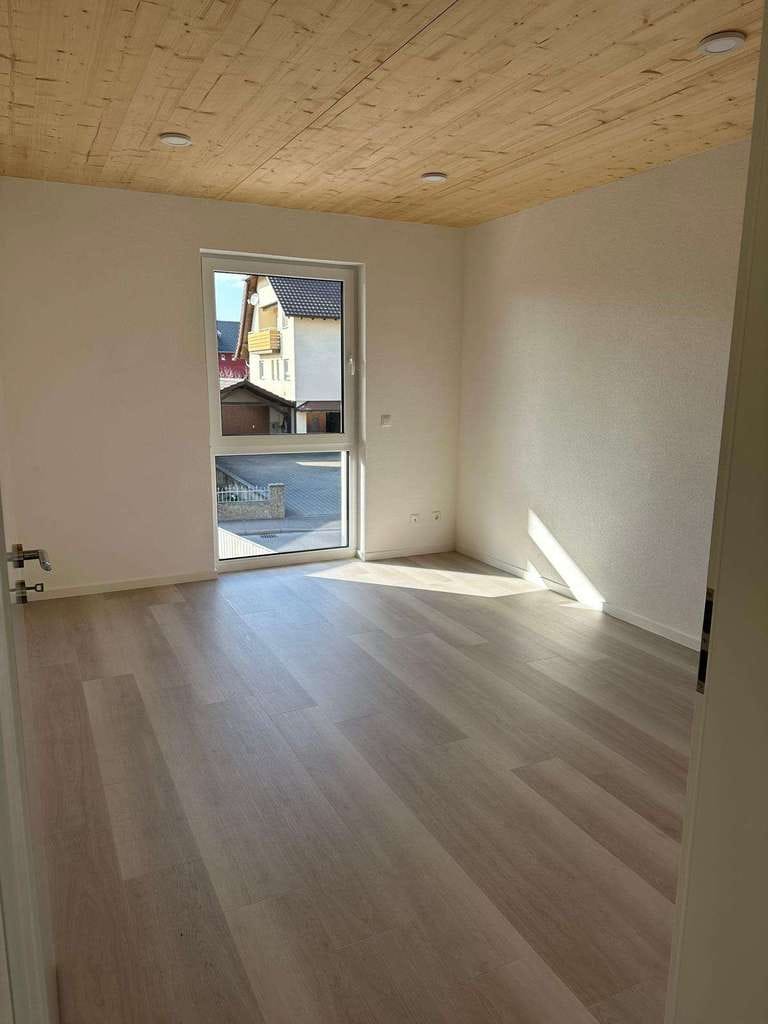 Immobilie in Neuried - Helle 3 Zimmer Wohnung im Neubau mit Balkon - Bild 1