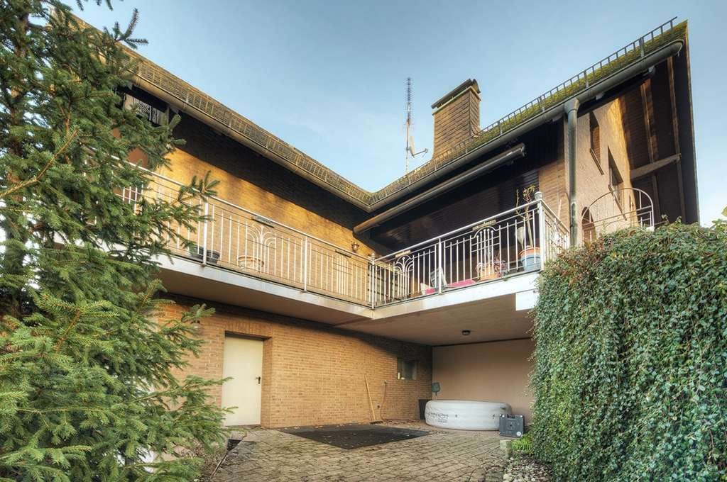 Immobilie in Mittelhof - Sehr gepflegtes und hochwertig erstelltes Zweifamilienhaus in ruhiger und zentrumsnaher Wohnlage  - Bild 3