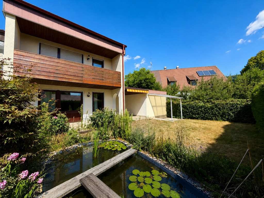 Immobilie in Marktl - SANIERTES REIHENECKHAUS IN ZENTRALER LAGE – GARTEN – GARAGE – KELLER – FENSTER UND DACH NEU - Bild 0