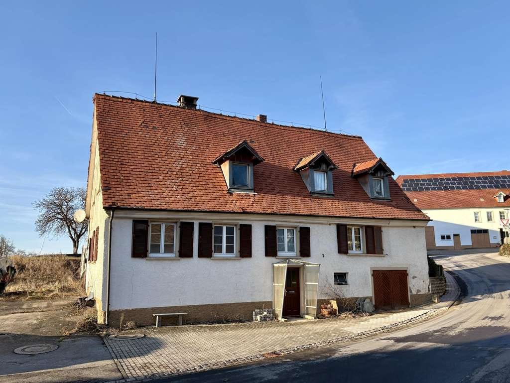 Immobilie in Hüfingen - Ehemaliges Bauernhaus mit Potenzial  - Bild 1