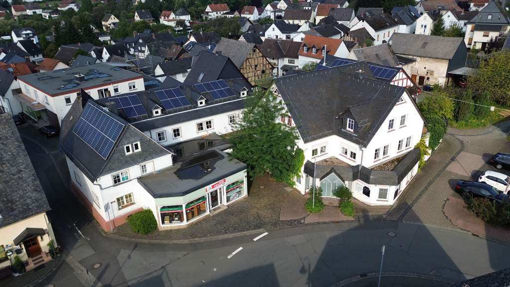 Immobilie in Leun - Wohn- und Geschäftshaus mit Altbau und Nebengebäude - Bild 0